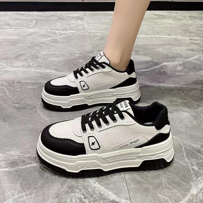 Printemps et automne nouvelles chaussures simples à semelles épaisses à la mode chaussures blanches décontractées en cuir polyvalentes 40 noir
