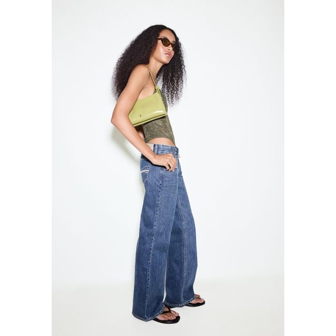 Stradivarius Jeans low-waist wide leg met hamertaille  MIDDENBLAUWE DENIM WASSING 40