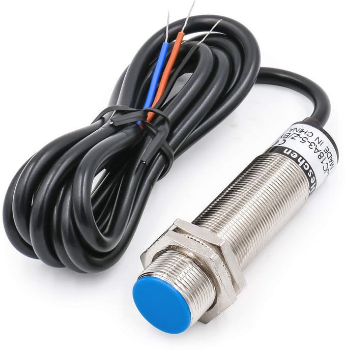Capacitieve naderingssensorschakelaar M18 - Detector 1-5mm, 10-30VDC, PNP Normaal Open