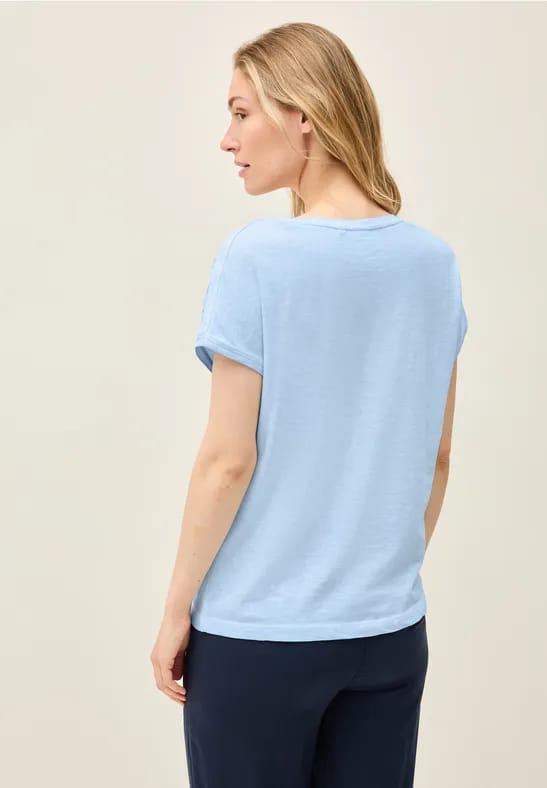 Shirt met knoopdetail