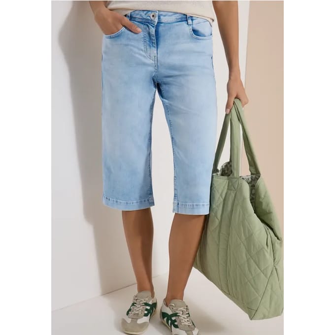 Wide Leg capri jeans in Loose Fit