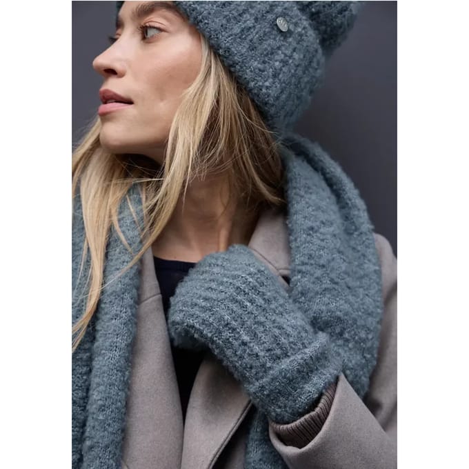 Bouclé wanten