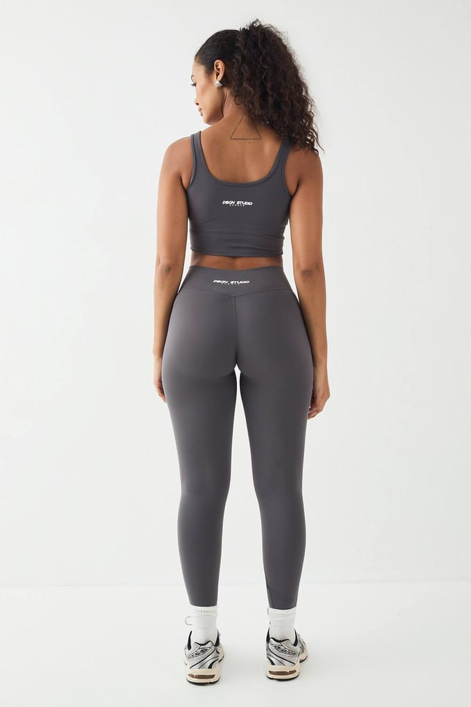 Dames DSGN Studio Highwaist Ultra Sculpt Wrap Waist Legging | Houtskool | Maat: 2XL