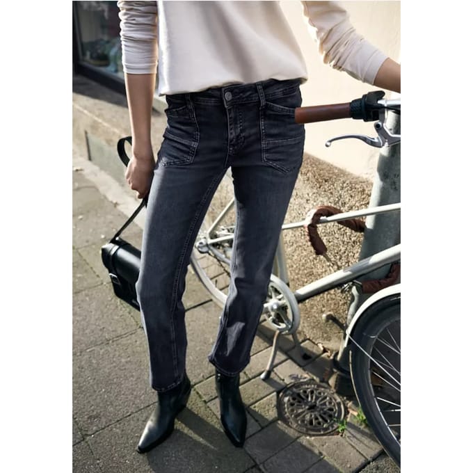 Bootcut jeans