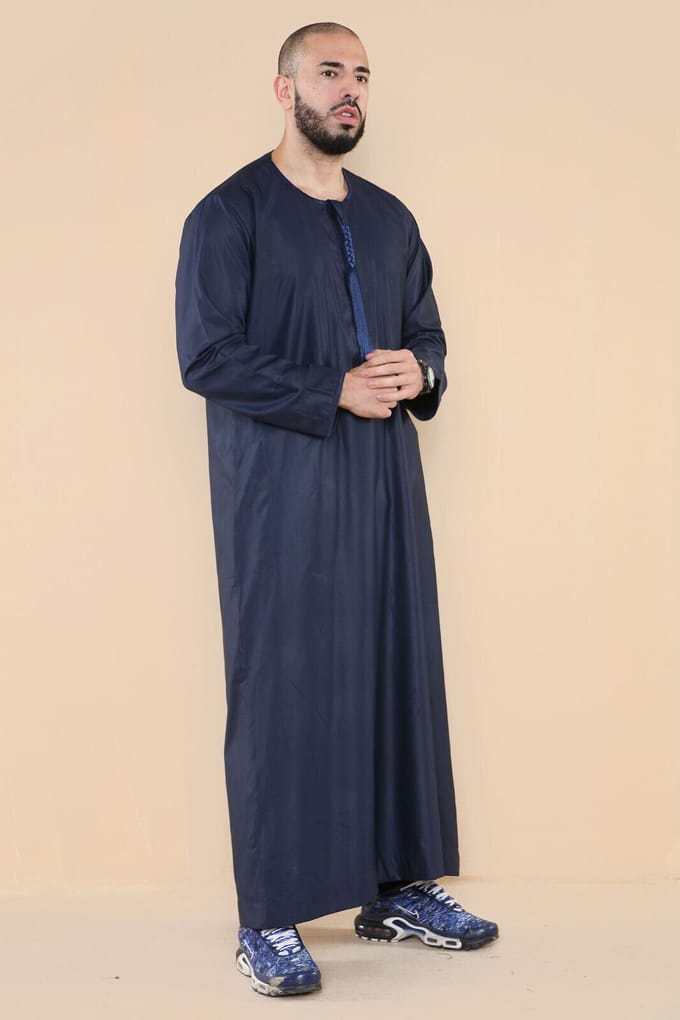 Mens Navy Thobe Jubba Saoedi-Islamitische Arabische Eid Emirati Kaftan Jubbah Tassel Robe