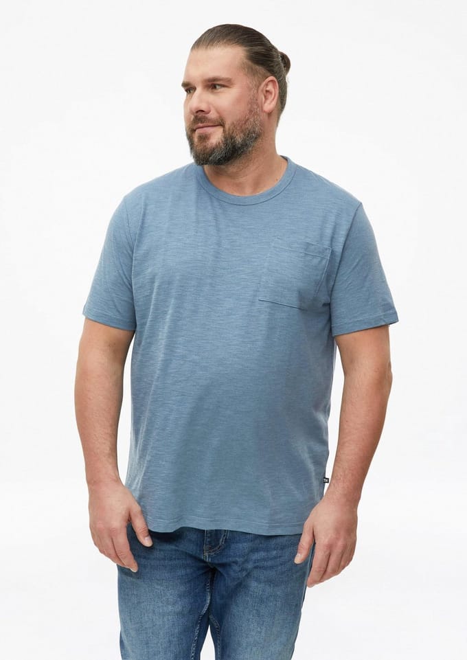 T-shirt van gemengd katoen met borstzak en logo patch s.Oliver