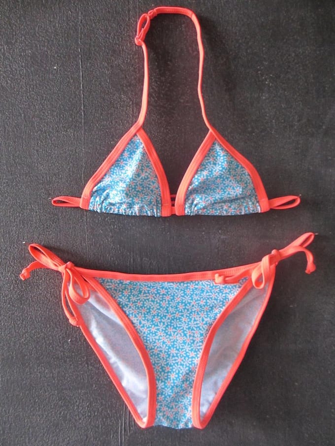 FarOut Trianglebikini Jaylana Small Flower maat 152