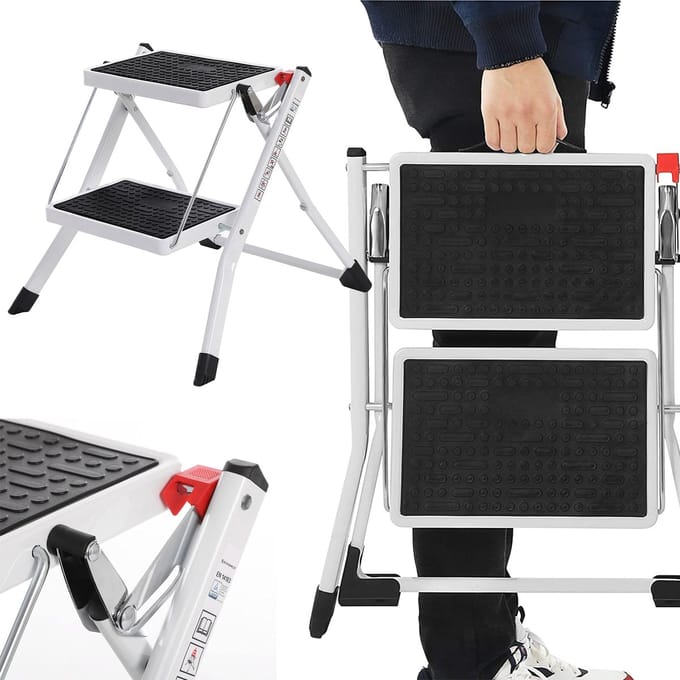 Songmics - Opvouwbare 2-Trede Huishoudladder - 150 kg - Stalen Constructie - Antislip