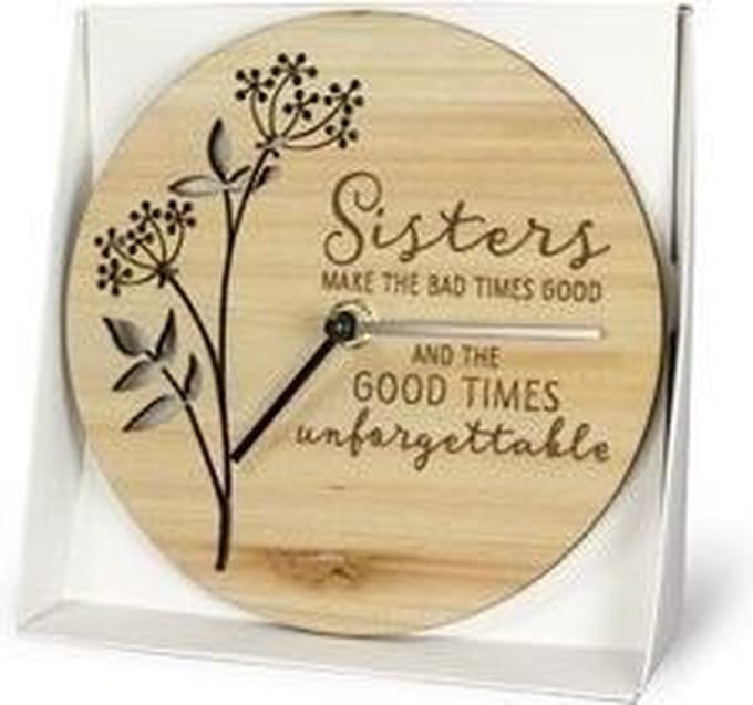 Houten Klok met spreuk Sisters