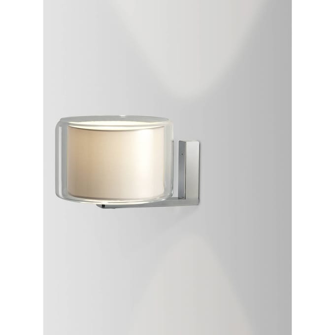 MARSET Mercer A wandlamp van glas en polyester