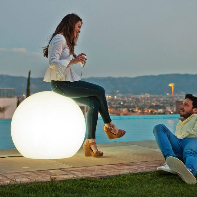 Newgarden Buly vloerlamp globe, Ø 80 cm