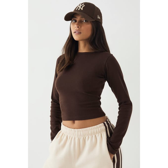 Dames DSGN Studio Geborduurd Shirt met Lange Mouwen | Dark Chocolate | Maat: Medium