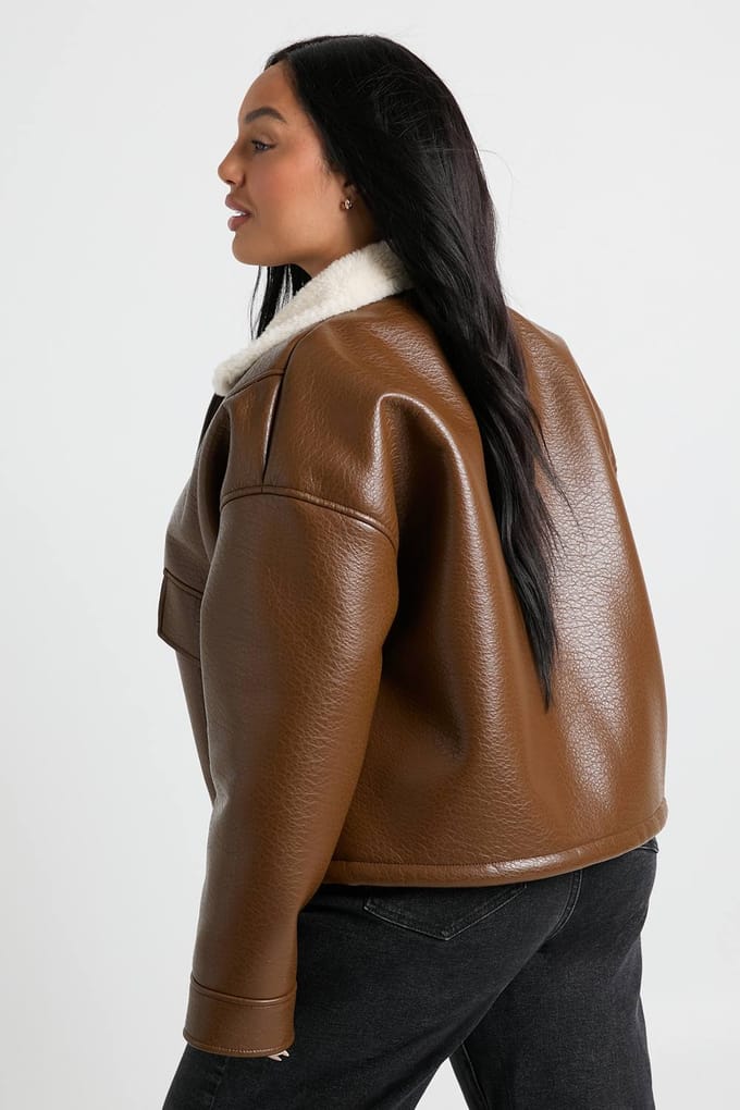 boohoo Dames PLUS LEATHER AVIATOR JACKET | Bruin | Maat: 44