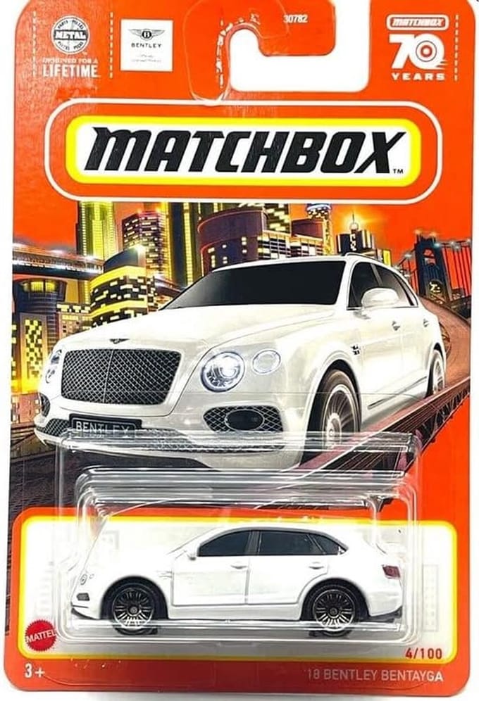 MATCHBOX 70 YEARS '18 BENTLEY BENTAYGA 4/100 (1:64) METALIC WHITE SHORT CARD