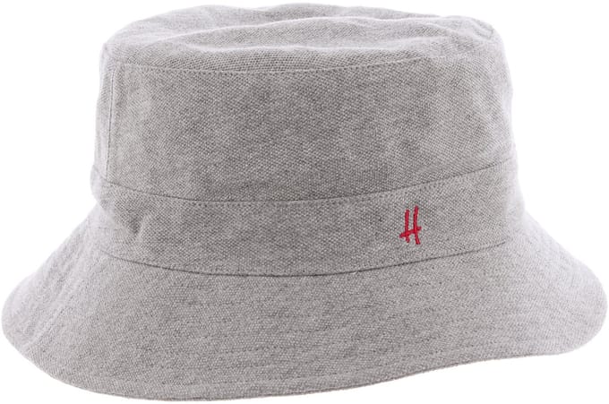 bob été en coton piqué uni avec broderie H