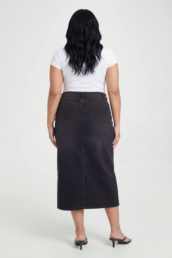 boohoo Dames Plus Denim Midaxi-rok | Washed Black | Maat: 46
