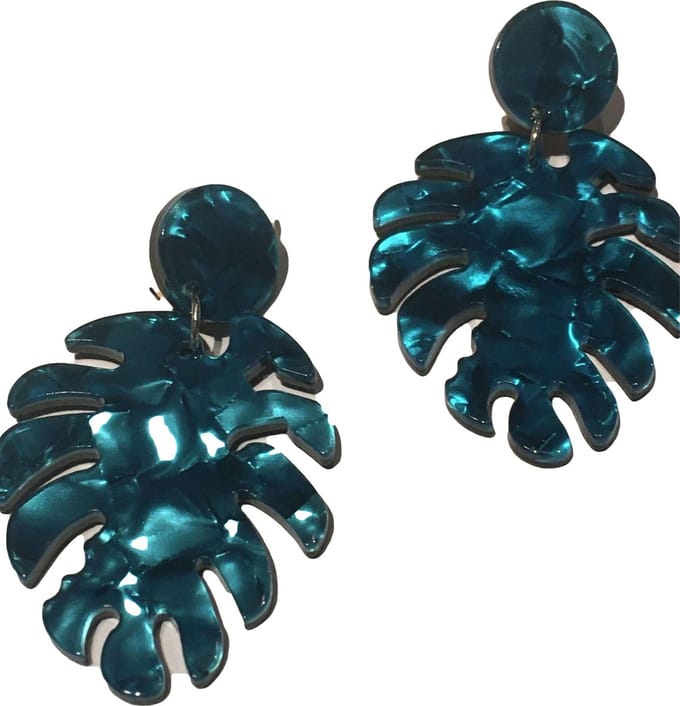 Petra's Sieradenwereld - Clipoorbel hanger turquoise blaadje (415)