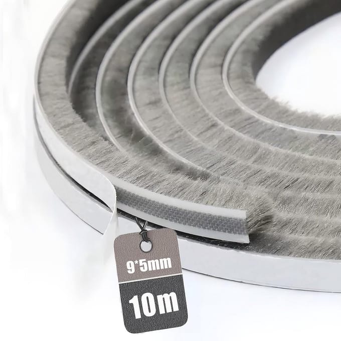 Zelfklevende Borstelstrip voor Tochtstrippen - 10 Meter Lengte - 9mm x 5mm