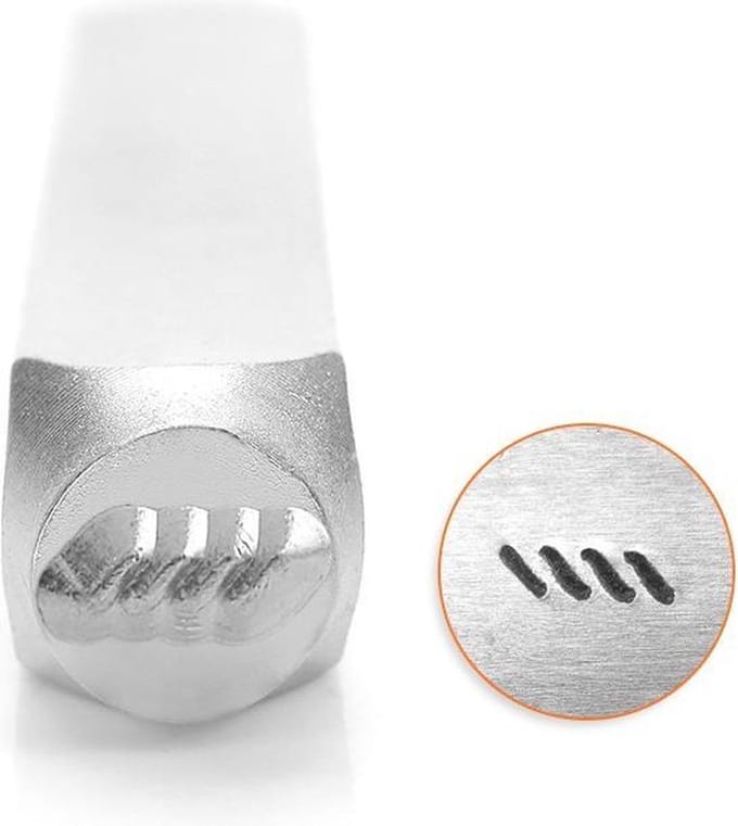 Slagstempel Diagonale lijnen | Hoogte 6mm