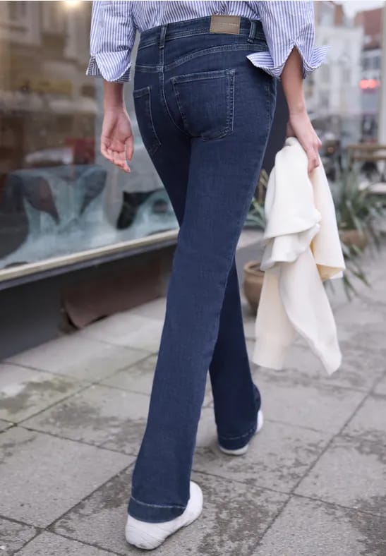 Bootcut jeans