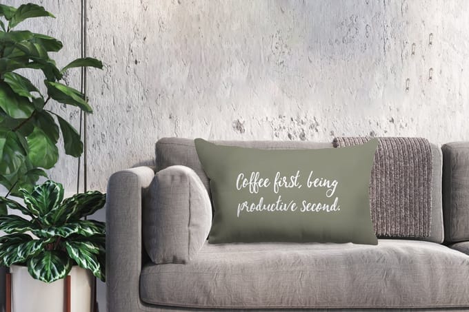 Sierkussens - Kussentjes Woonkamer - 60x40 cm - Coffee first, being productive second - Spreuken - Koffie - Quotes
