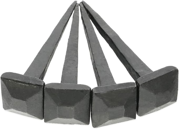 Set van 4 Handgesmede Rustieke Vierkante Kop Zwarte IJzernagels 75mm