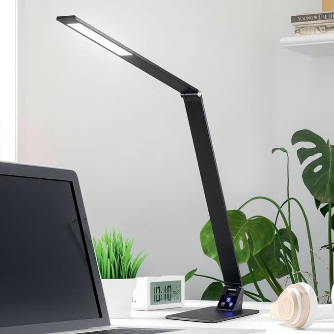 LED-vloerlamp Waldmann LAVIGO.core, 85 W, 12500 lm, 4000 K, dimbaar, daglicht-/bewegingssensor, zwart