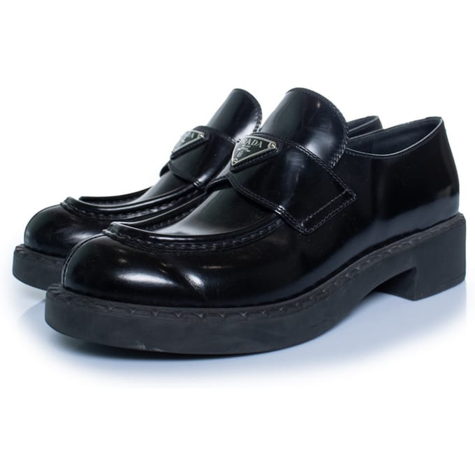 Prada, zwarte leren loafers met hoge glans