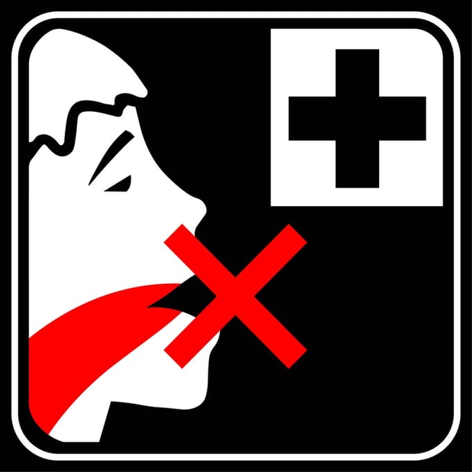 Niet inslikken anders arts raadplegen sticker 150 x 150 mm