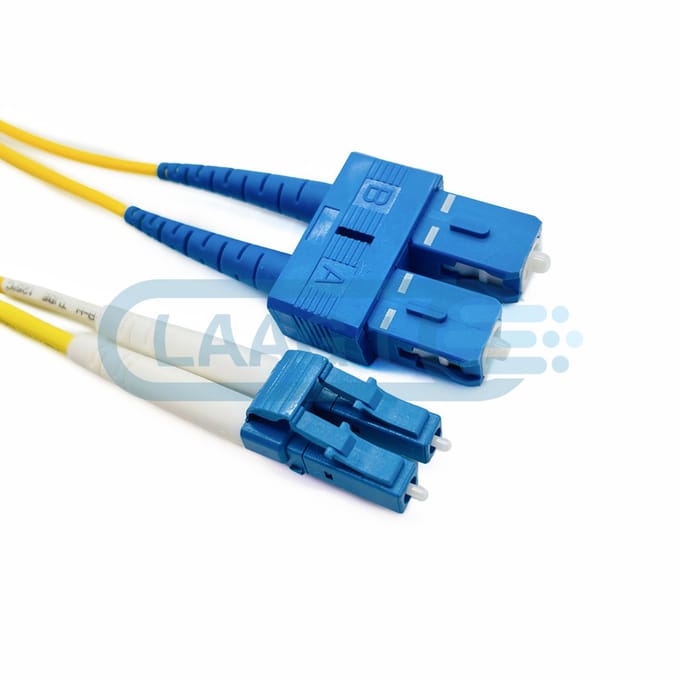 Laag1 - Glasvezel Patchkabel - Duplex LC/UPC naar SC/UPC - 3.0m