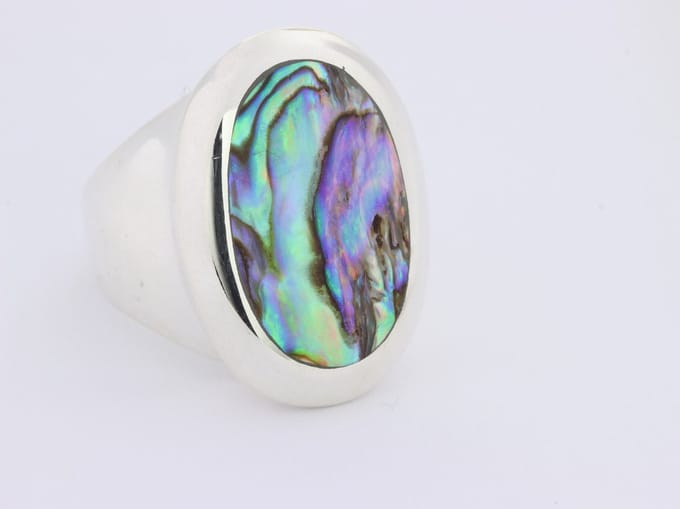 Hoogglans zilveren ring met abalone schelp - maat 19.5