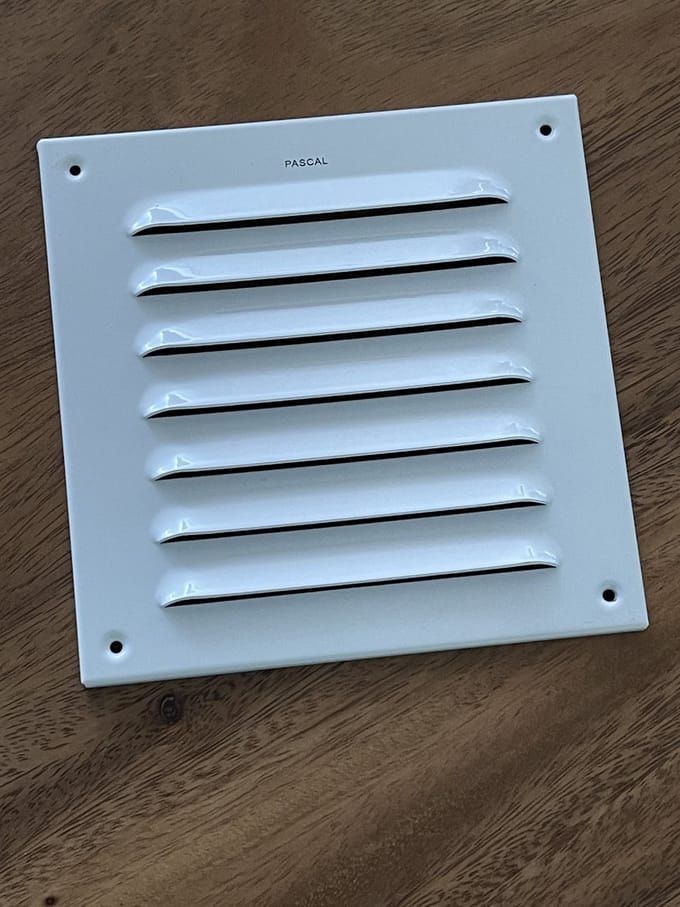 TQ4U Ventilatierooster 160x160 mm - Aluminium Wit - Schoepenrooster