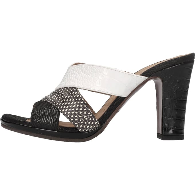 Chie Mihara Sandalen zwart
