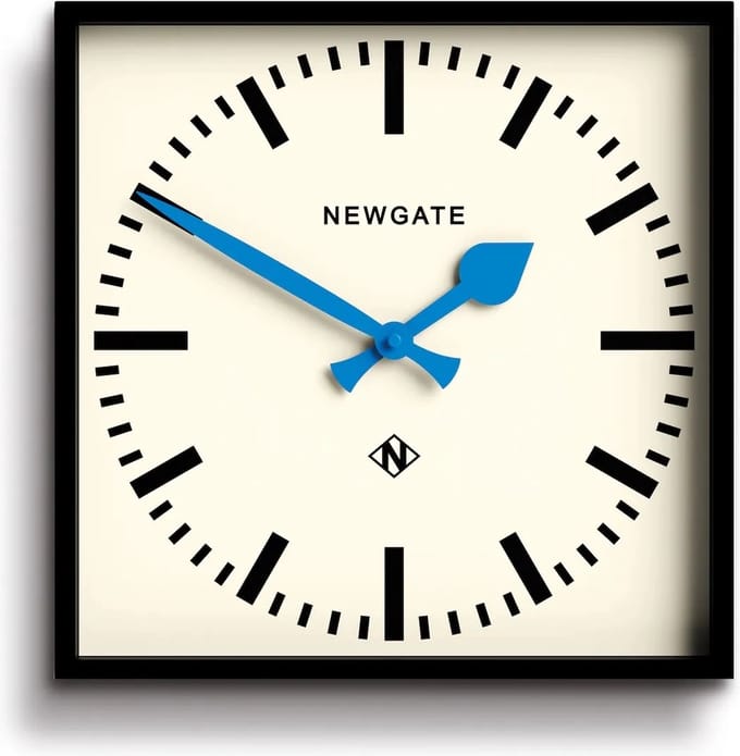 Newgate Number Five - Wandklok - Blauwe wijzers