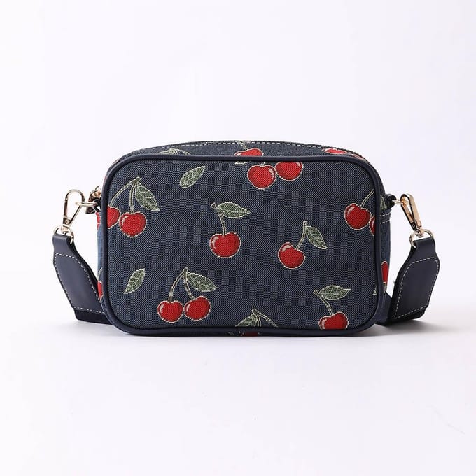 Camera tas - Schoudertas - Cherry - Kersen - Blauwe achtergrond