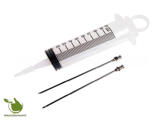 Vlees injector - (een set van twee naalden en een spuit)