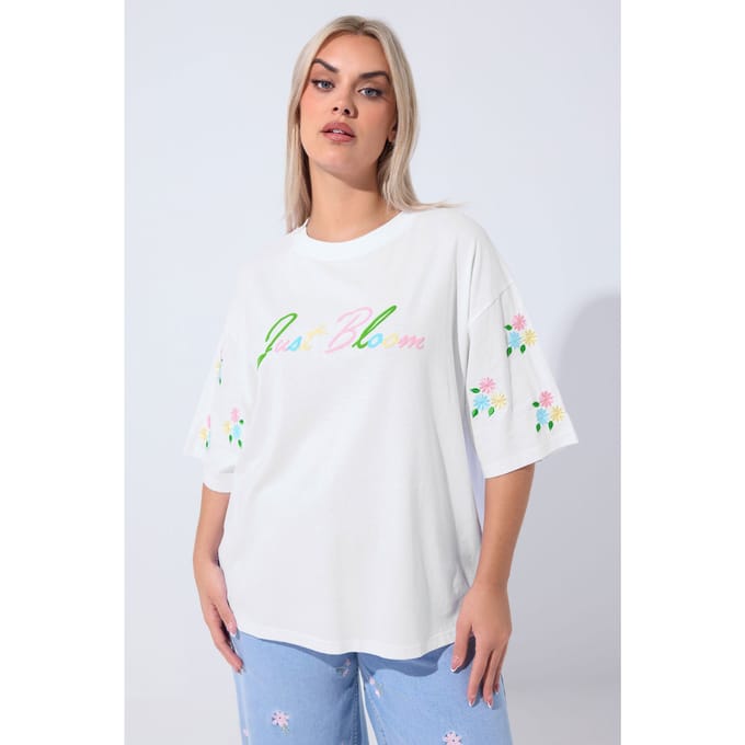 Limited Collection Wit 'Just Bloom' Tshirt Met Geborduurde Bloemen Size 38