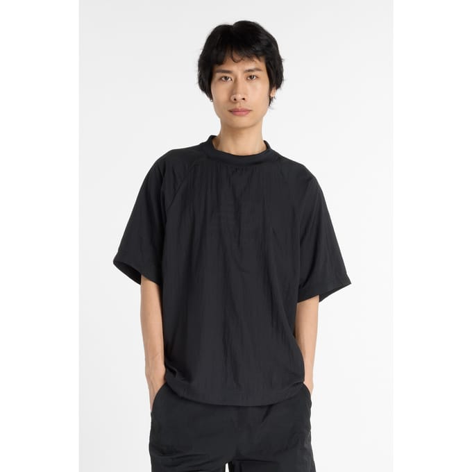 New Balance Nb Grey Woven T-shirt Black Größe: M | Basic T-Shirts Outlet | Herren | Grau