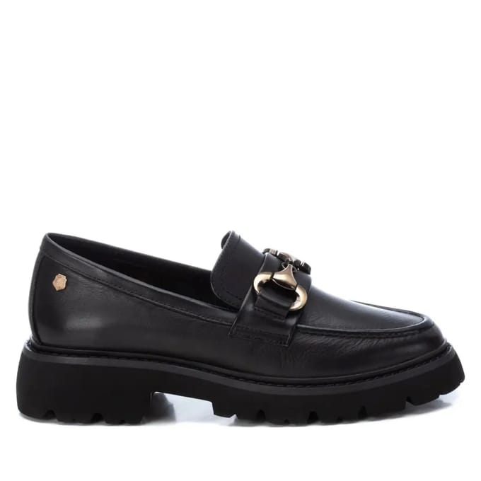 Dames mocassins met decoratieve ketting Carmela