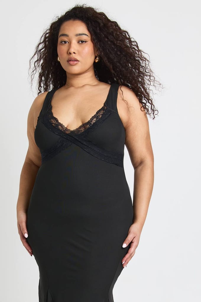 boohoo Dames Plus Kanten Slip Jurk | Zwart | Maat: 44