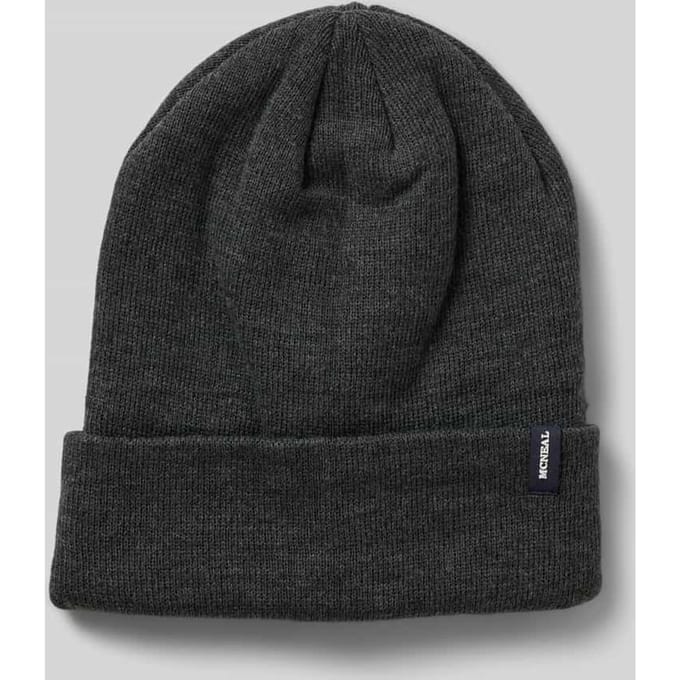 Beanie met labeldetail