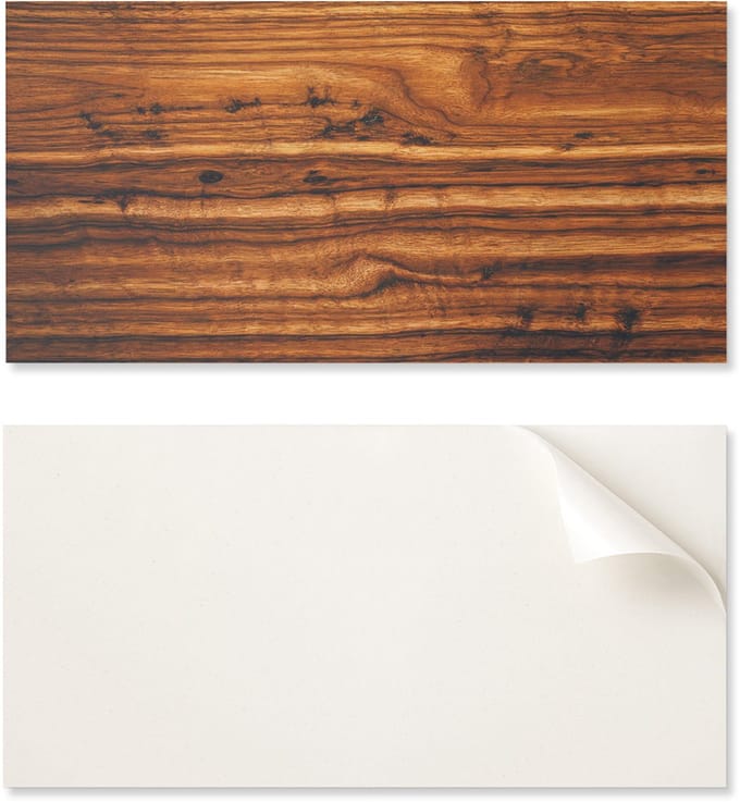 Zelfklevend decoratief element van vinyl voor thuis, 100x50 cm, met een natuurlijke houtnerfstructuur.