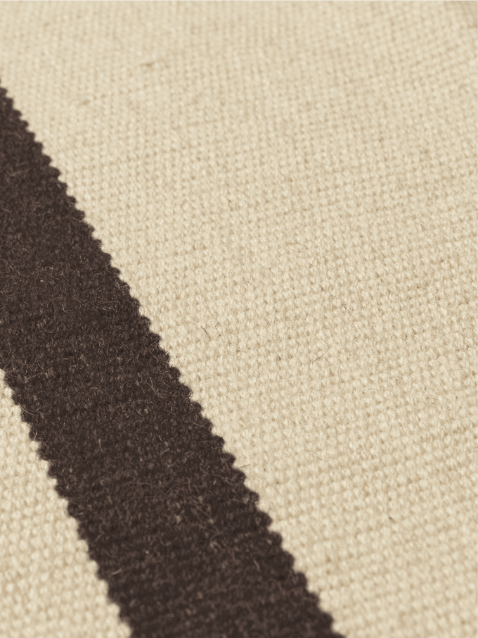 Ferm Living Calm Kelim-deken - off-white/coffee - 140x200 cm