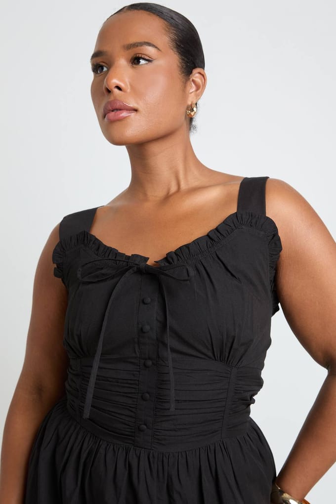 boohoo Dames Plus Geplooid Poplin Maxi Jurk | Zwart | Maat: 46