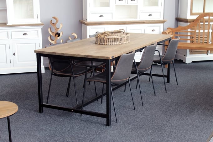 Teak Eettafel met metaal onderstel 220cm