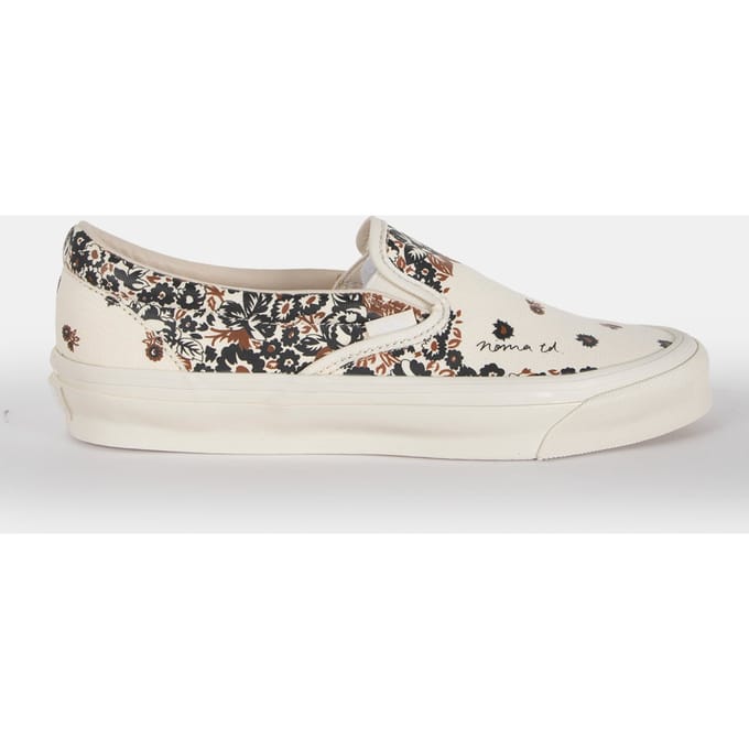 Vans Unisex Og Classic Slip-on Noma T.d. X End White Maat: 43 | Sneakers Outlet | Unisex | Wit