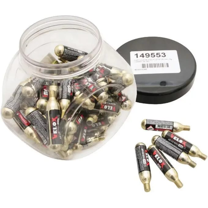 Pot met 50 co2 patronen met schroefdraad Velox