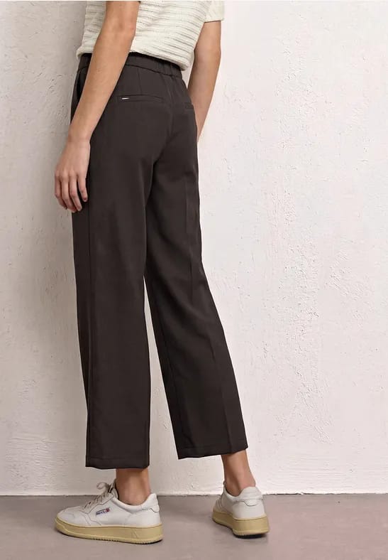 Straight Legs broek met riemdetails