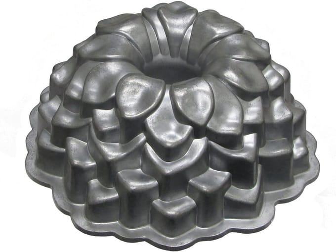 Gietijzeren Bakvorm Chrysant Bloem - 2,4 Liter - Zilver Kleur