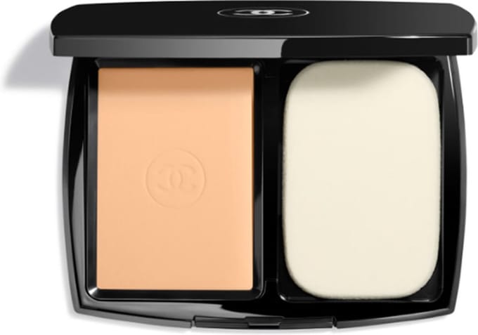 Chanel Langhoudende Uiterst Comfortabele Compacte Foundation Met Perfecte Finish Chanel - Ultra Le Teint Langhoudende Uiterst Comfortabele Compacte Foundation Met Perfecte Finish B50
